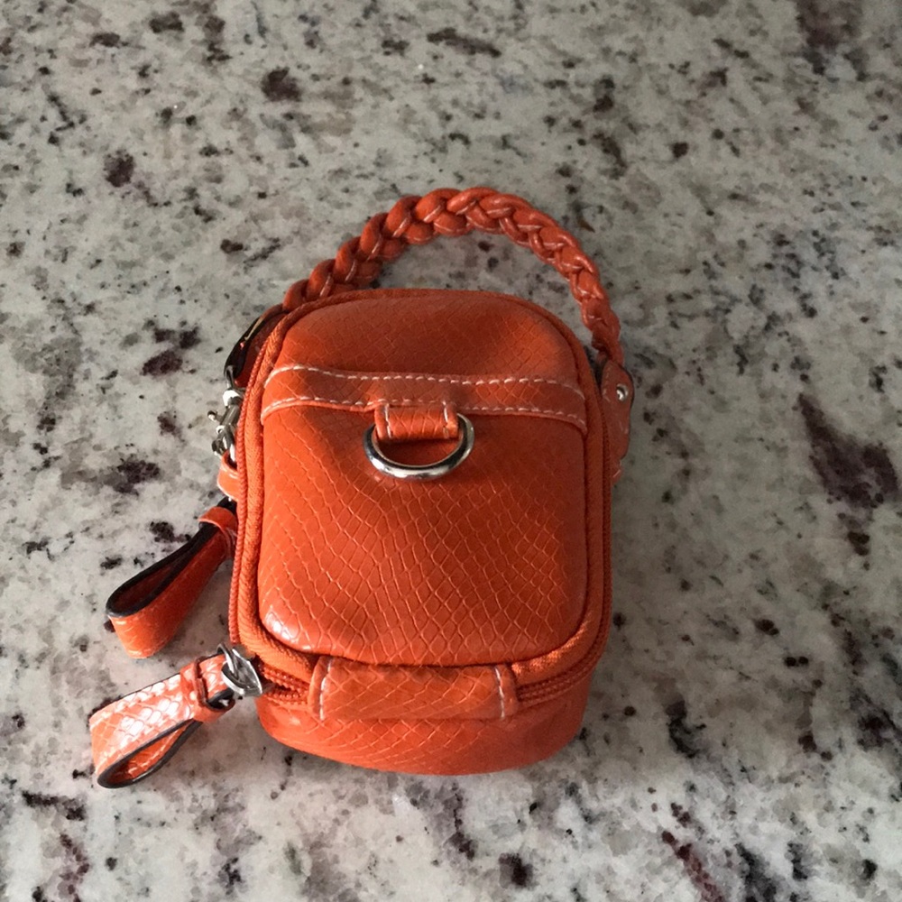 Wristlet